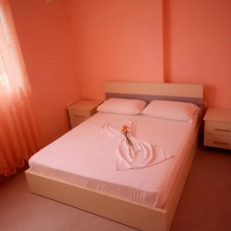 Ideal * Sarande